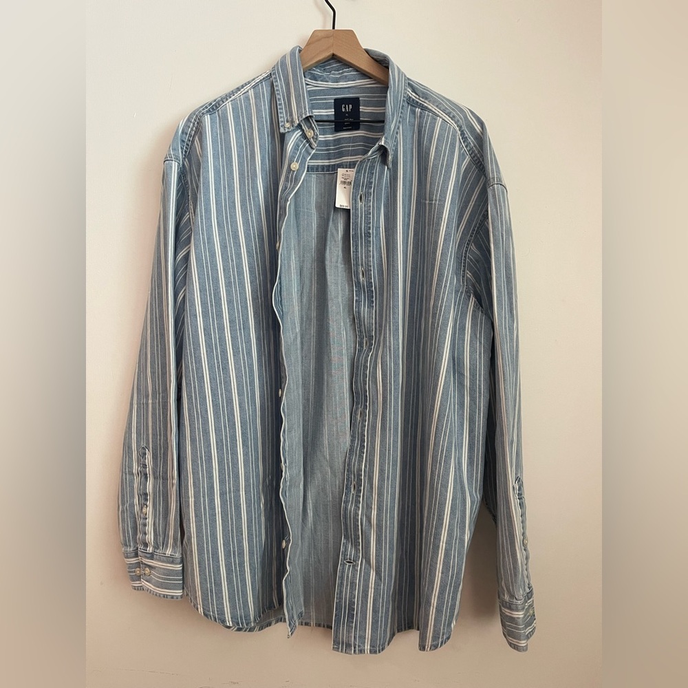 🛑SOLD 🥳 GAP Men's Y2K soft denim Casual Blue and White Striped Shirt nwt xl